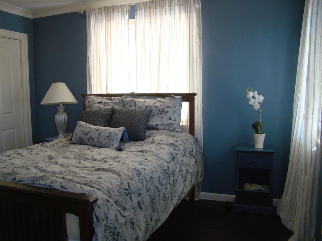 Malahat View Guesthouse Стая снимка